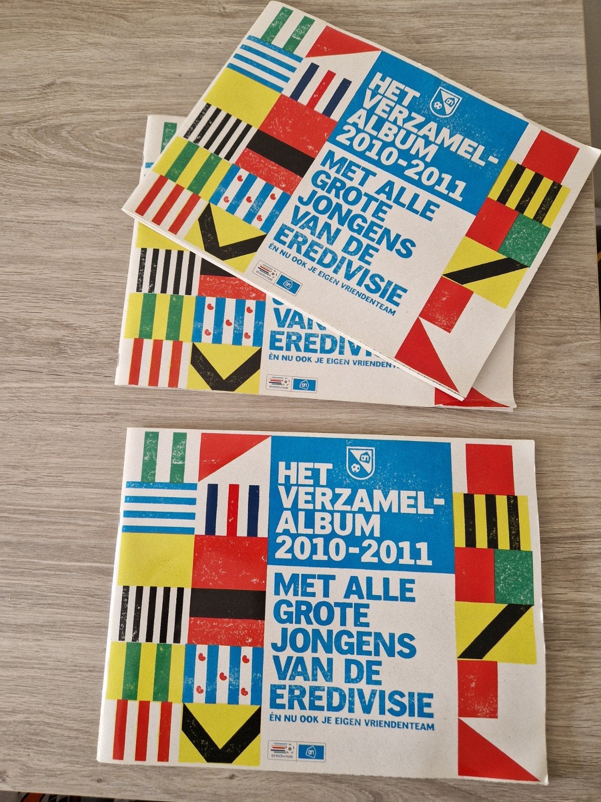 Voetbalplaatjes albums Eredivisie 2010-2011, Ophalen of Verzenden, Gebruikt, Overige binnenlandse clubs, Poster, Plaatje of Sticker