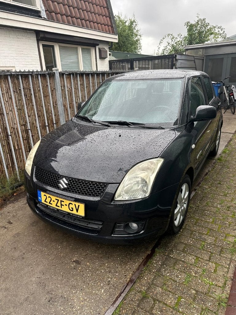 Suzuki Swift 1.3 Shogun 5 Drs  Ned. Auto, Voorwielaandrijving, Dealer onderhouden, Stof, 40 €/maand
