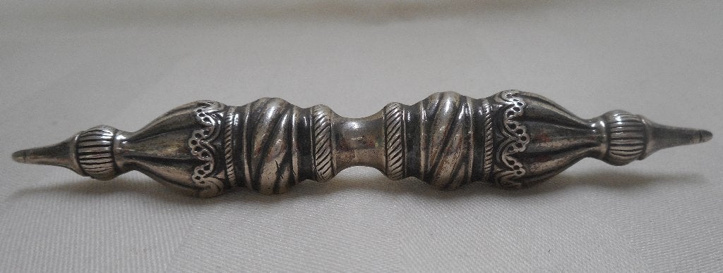 Zilveren vintage broche van breidoppen Niekerk nr.1039, Verzenden, Zo goed als nieuw, Zilver, Zilver