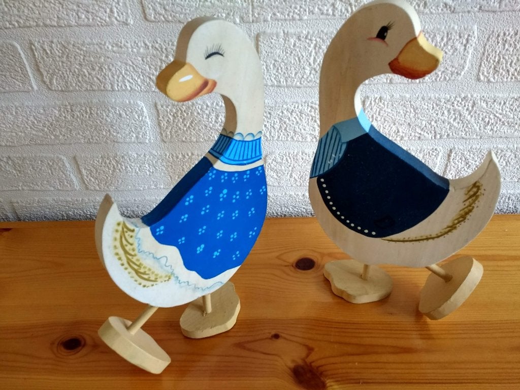 Set 2 decoratieve houten ganzen wit met blauw vintage, Verzamelen, Ophalen of Verzenden, Zo goed als nieuw, Dier