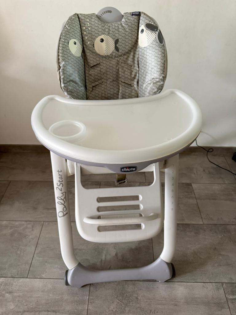 Chicco kindereetstoel verstelbaar, Kinderen en Baby's, Kinderstoelen, Ophalen, Zo goed als nieuw, Inklapstoel