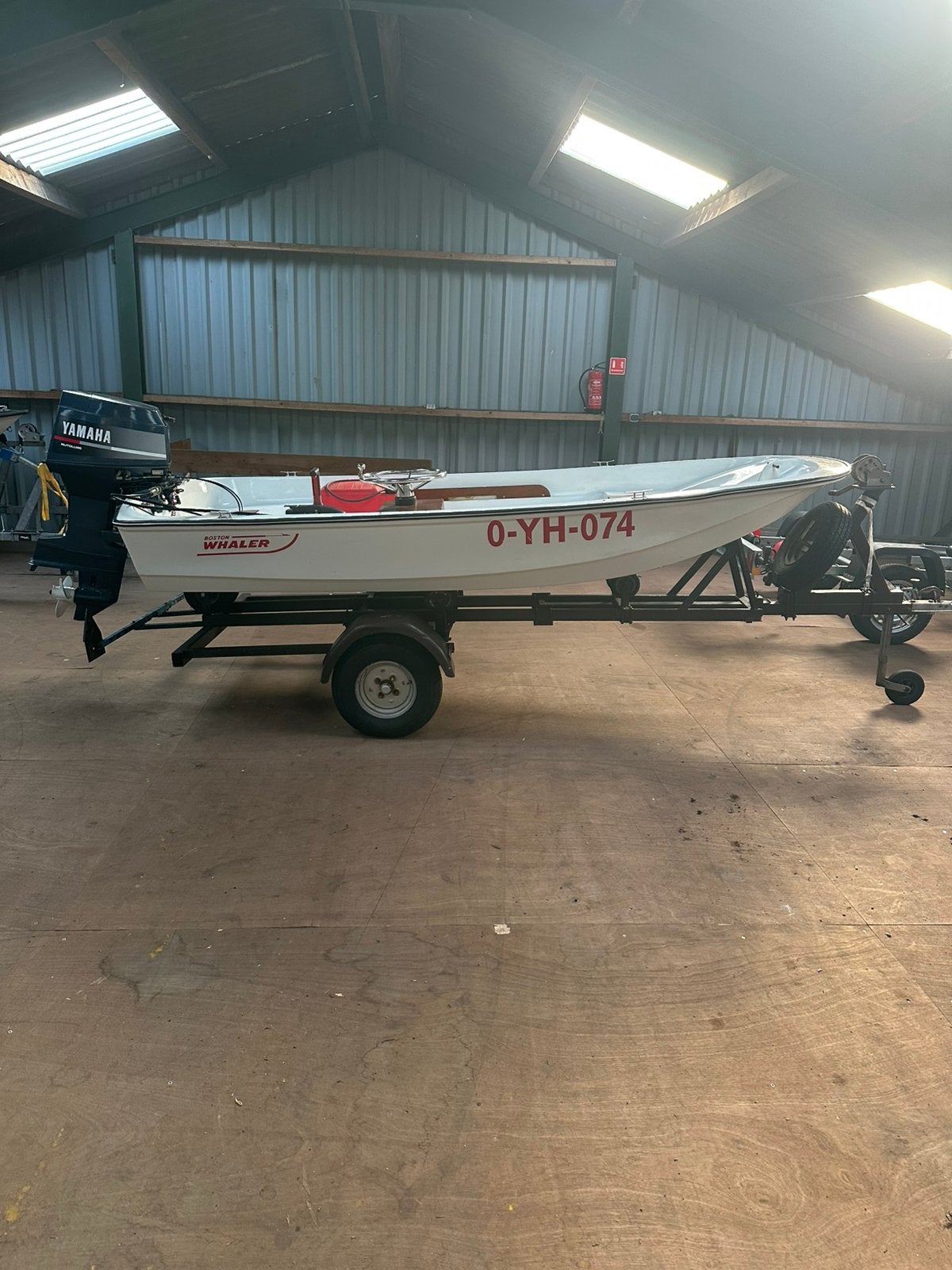 Boston Whaler 11 met Yamaha 30 autolube, Ophalen, Zo goed als nieuw, Minder dan 70 pk, Buitenboordmotor