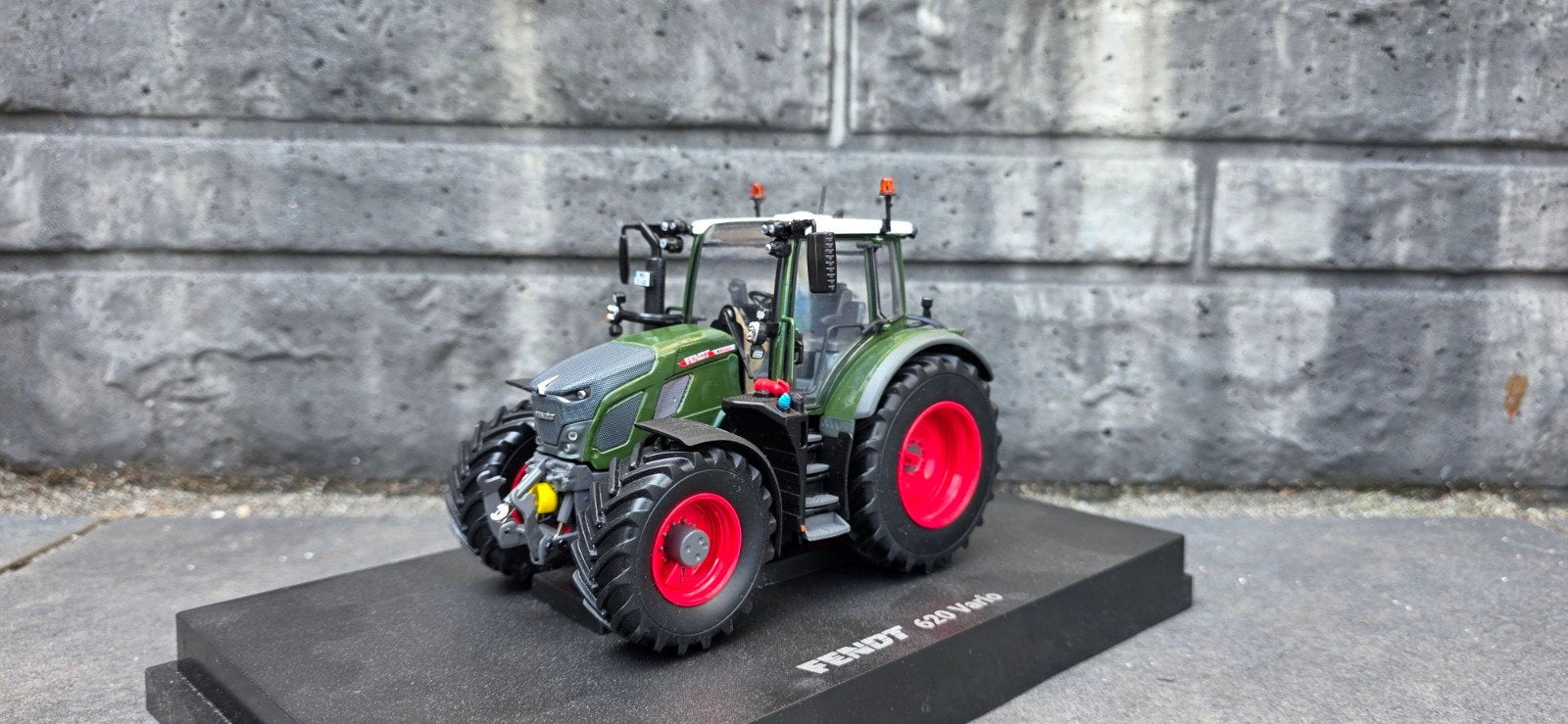 Verbouwde Fendt 620 Vario 1:32, Ophalen of Verzenden, Nieuw, Tractor of Landbouw, Universal Hobbies