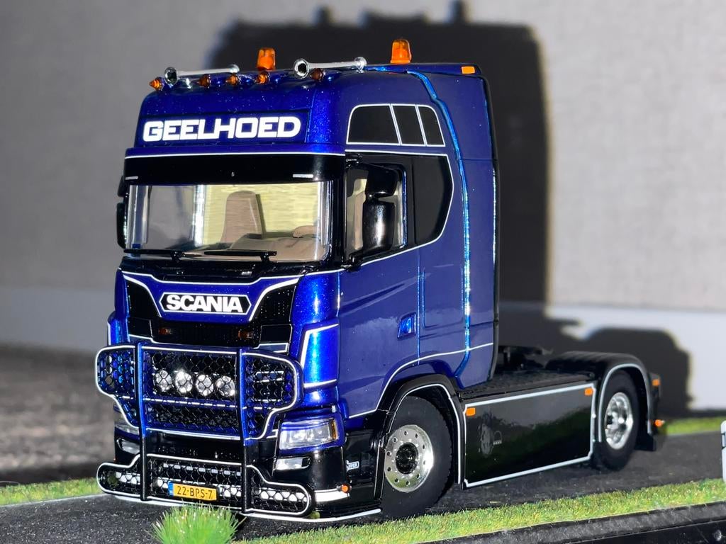 WSI Geelhoed, Hobby en Vrije tijd, Modelauto's | 1:50, Ophalen, Zo goed als nieuw, Bus of Vrachtwagen, Wsi