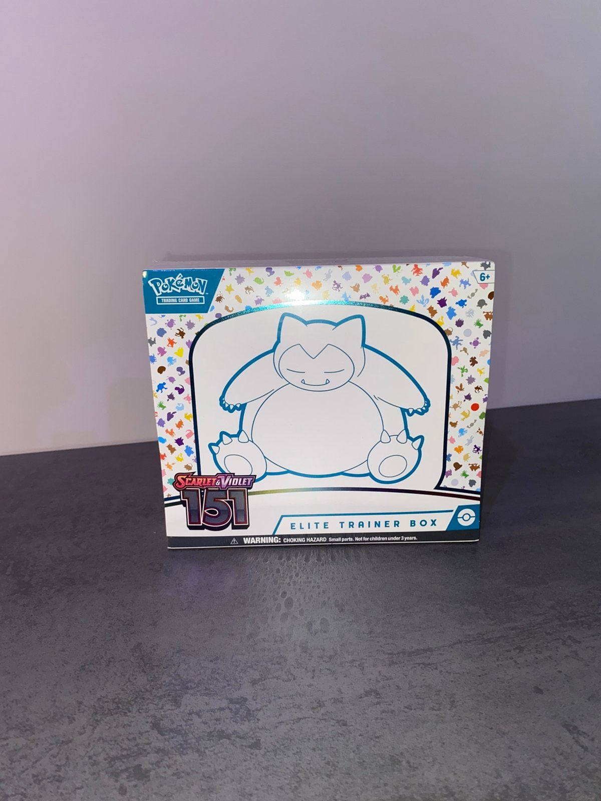 Pokemon 151 etb, Hobby en Vrije tijd, Verzamelkaartspellen | Pokémon, Ophalen of Verzenden, Zo goed als nieuw