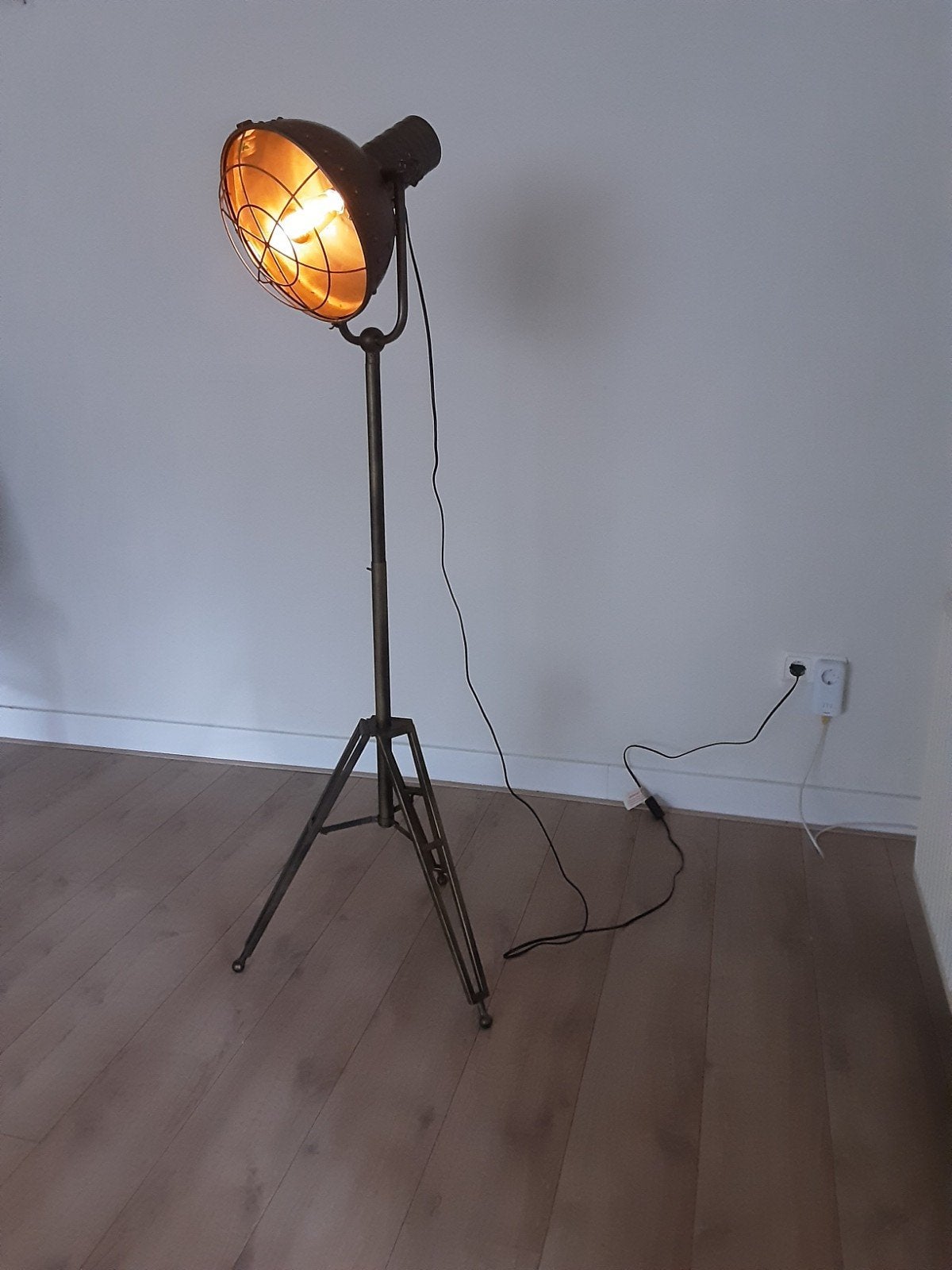 Industriële Vloerlamp Spot - Vintage Stijl, Huis en Inrichting, Lampen | Vloerlampen, Ophalen, Gebruikt, E27 (groot), 150 tot 200 cm