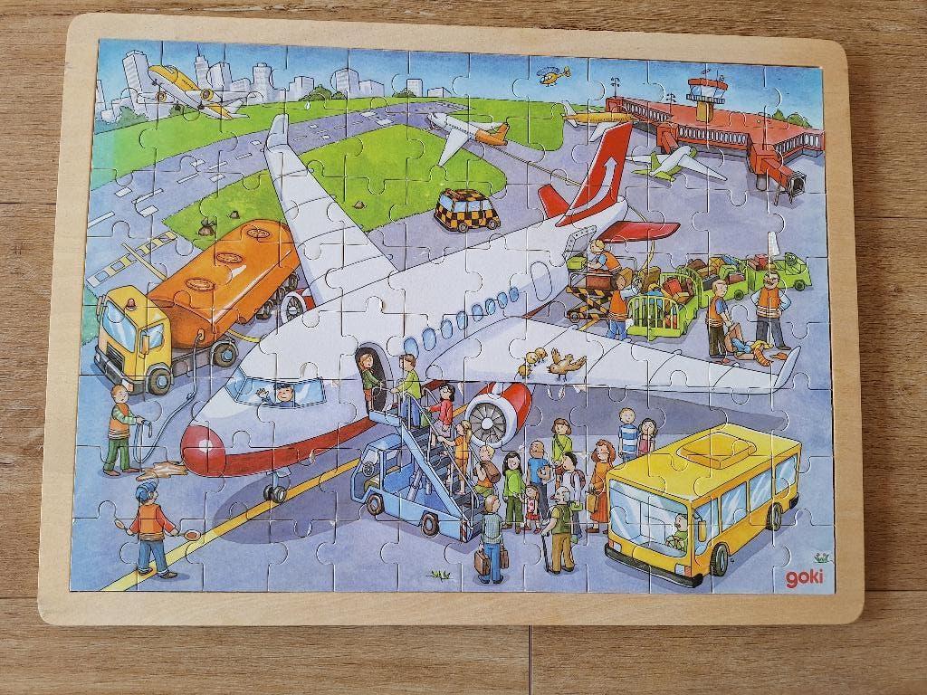 Houten puzzel vliegtuig, Zo goed als nieuw, Van hout, 4 tot 6 jaar, Meer dan 50 stukjes