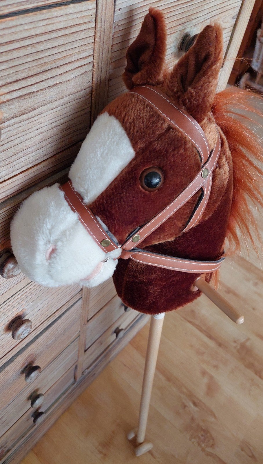 Mooi houten stokpaard, Ophalen, Zo goed als nieuw, Jongen of Meisje