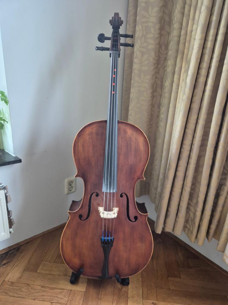 Leonardo Cello voor beginners met accessoires, Ophalen, Gebruikt
