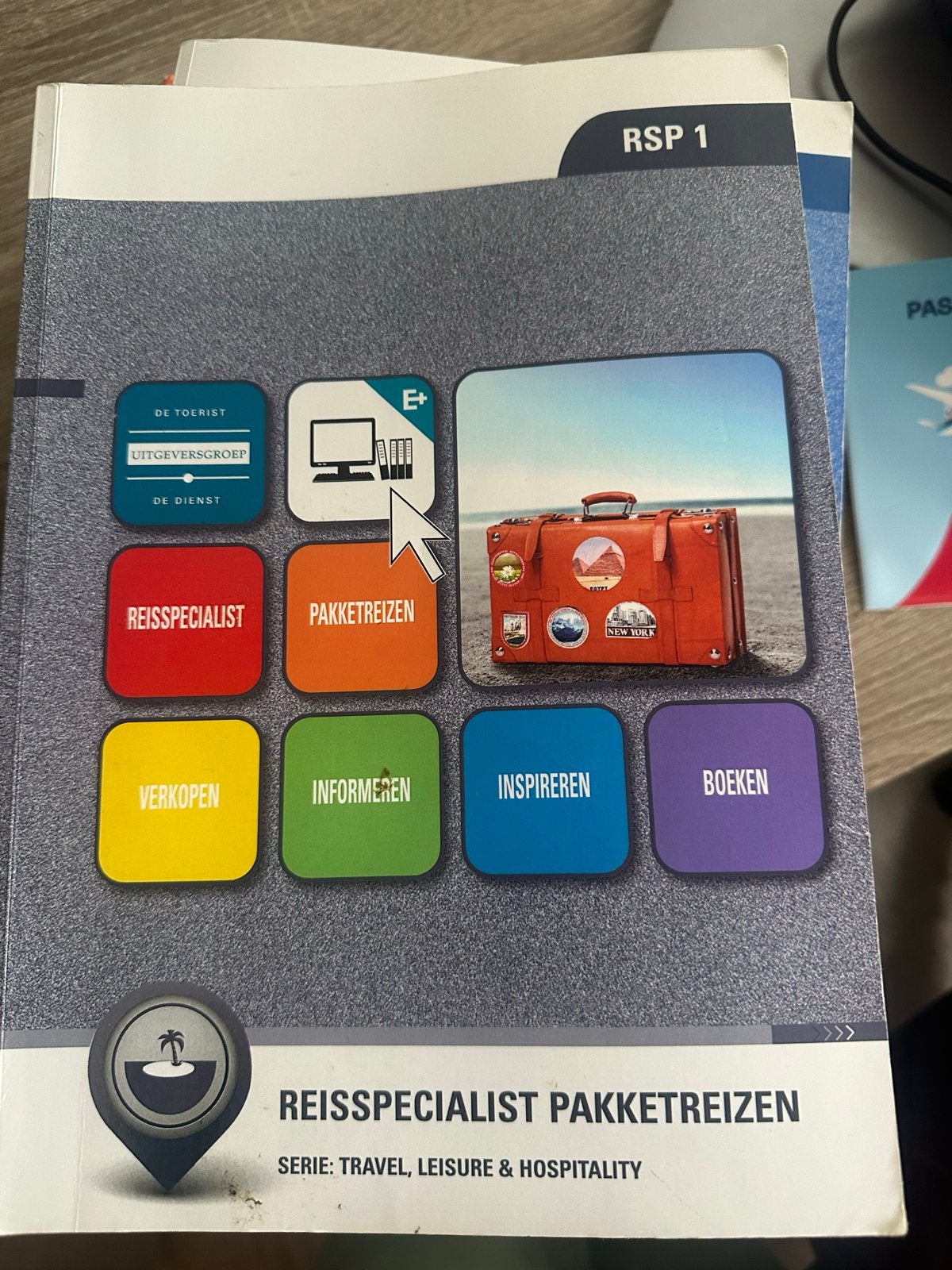 Reisspecialist Pakketreizen RSP 1 - Travel, Leisure & Hospit, Ophalen, Gamma, Gelezen, MBO