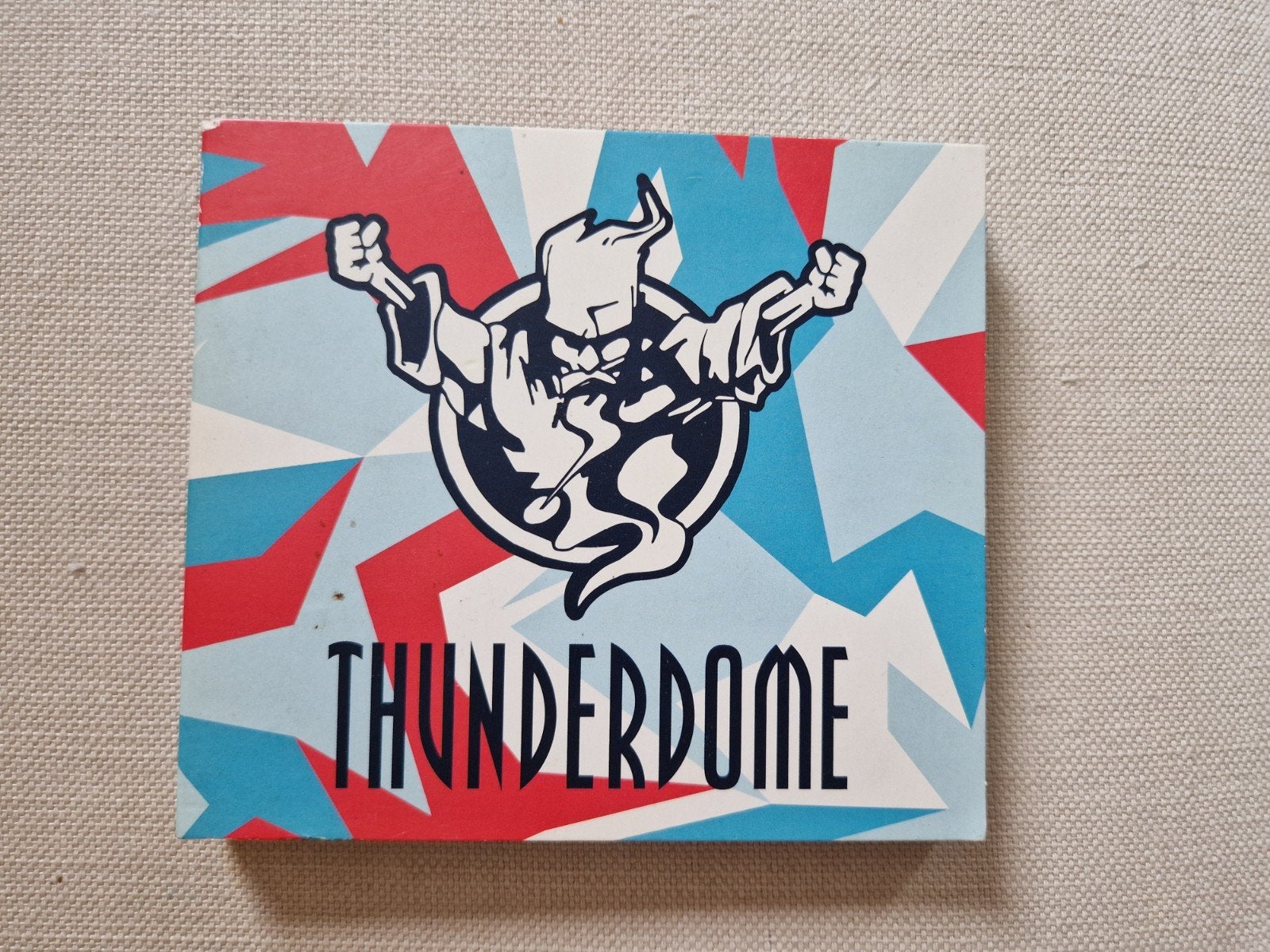 Thunderdome 2019 3-CD box various artists, Ophalen of Verzenden, Zo goed als nieuw, Overige genres