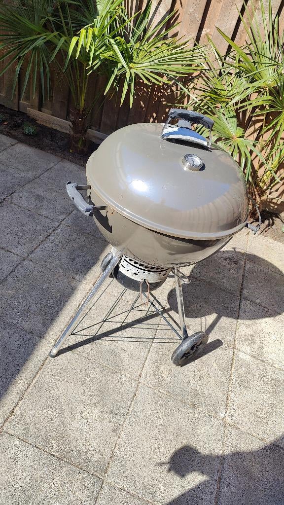 Weber Master Touch Barbecue 57cm, Tuin en Terras, Houtskoolbarbecues, Ophalen, Gebruikt, Weber, Met accessoires