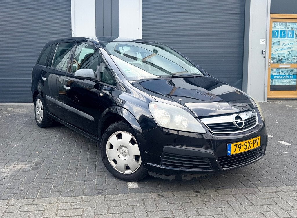 Opel Zafira 1.8 Business, Auto's, Gebruikt, 4 cilinders, Zwart, Origineel Nederlands