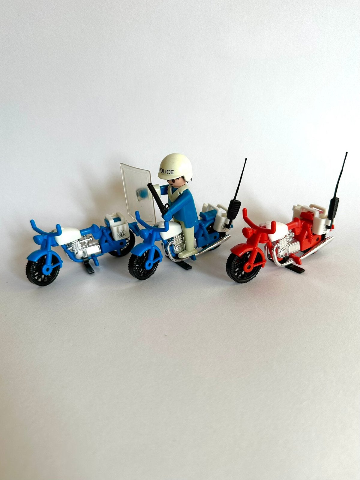 Intage Playmobil motoren + Politieagent - jaren ‘70, Kinderen en Baby's, Speelgoed | Playmobil, Gebruikt, Verzenden, Losse onderdelen