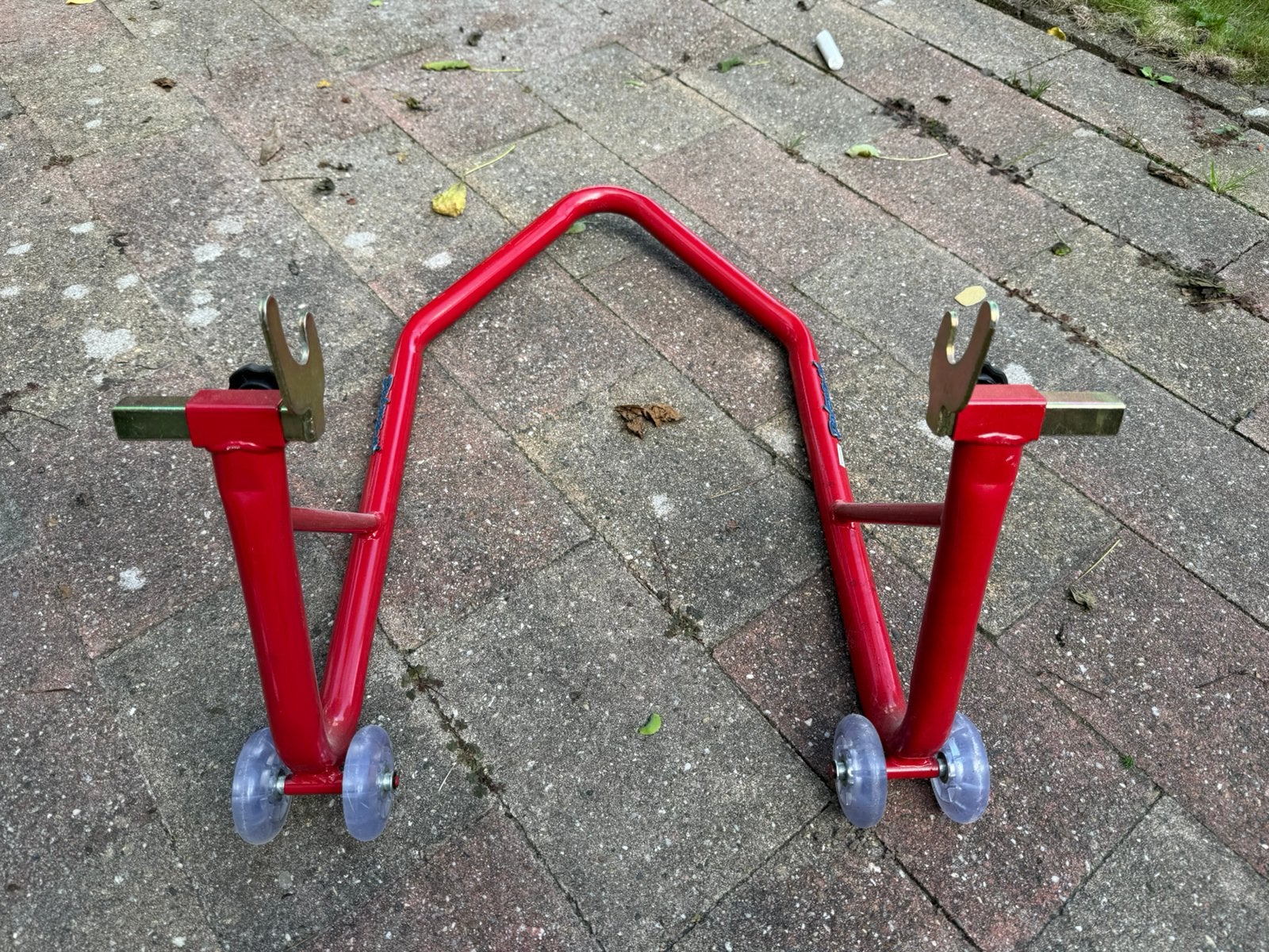 Paddock stand, Ophalen