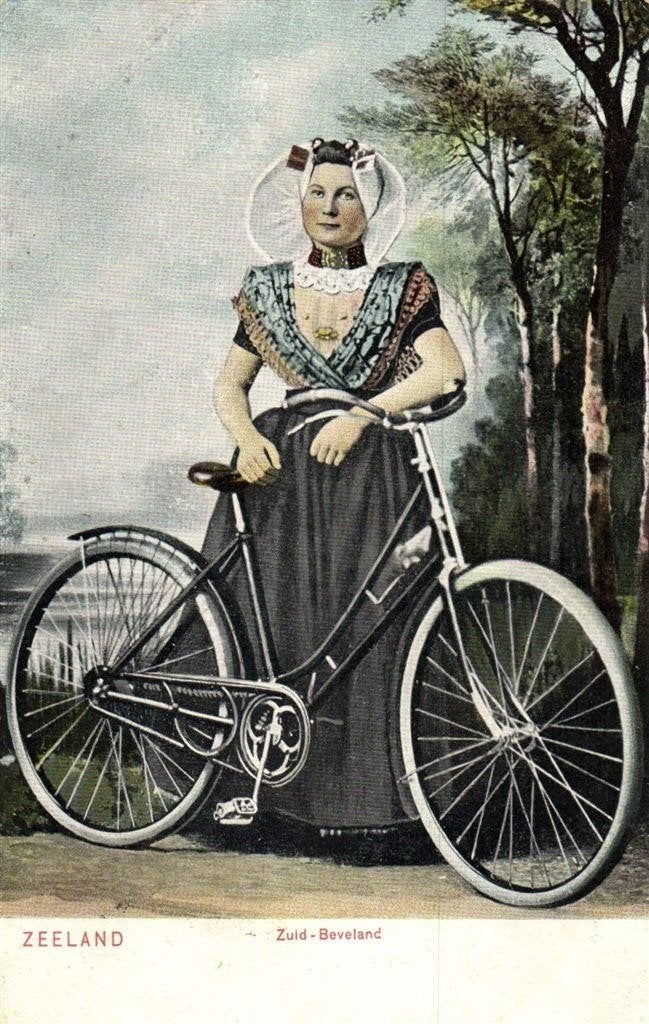 Zeeland - Zuid Beveland - fiets klederdracht - ongelopen, Verzenden, Voor 1920, Ongelopen, Zeeland