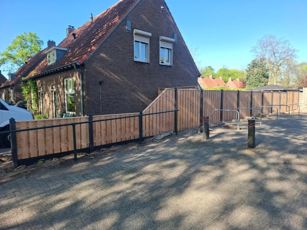 Hout/beton schutting Red class wood 19, 21 of 23 planks, Tuin en Terras, Ophalen, 1 tot 2 meter, Minder dan 3 meter, Nieuw