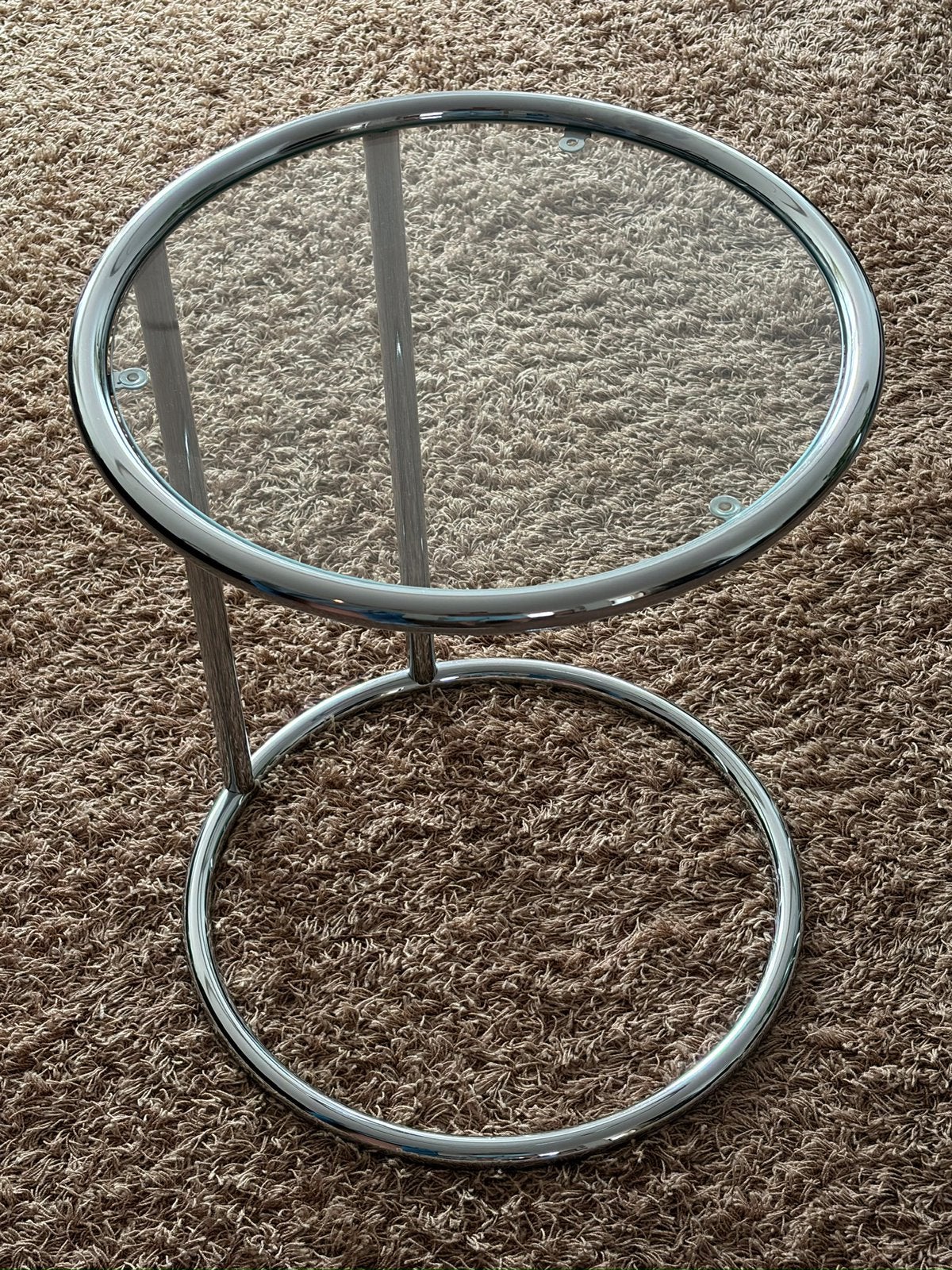 Ronde bijzettafel met glas en chroom, Huis en Inrichting, Minder dan 55 cm, Gebruikt, Rond, Glas