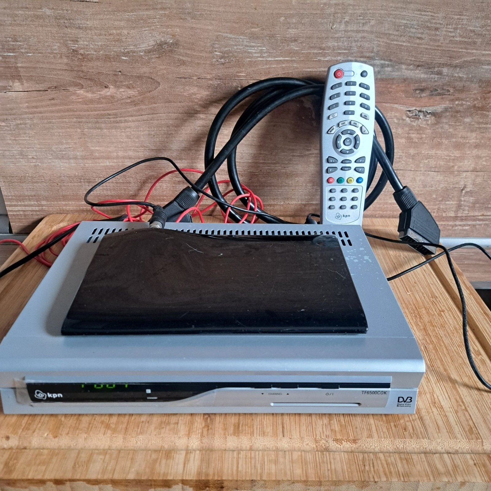 KPN Digitenne ontvanger met afstandsbediening, Ophalen of Verzenden, Gebruikt, Decoder