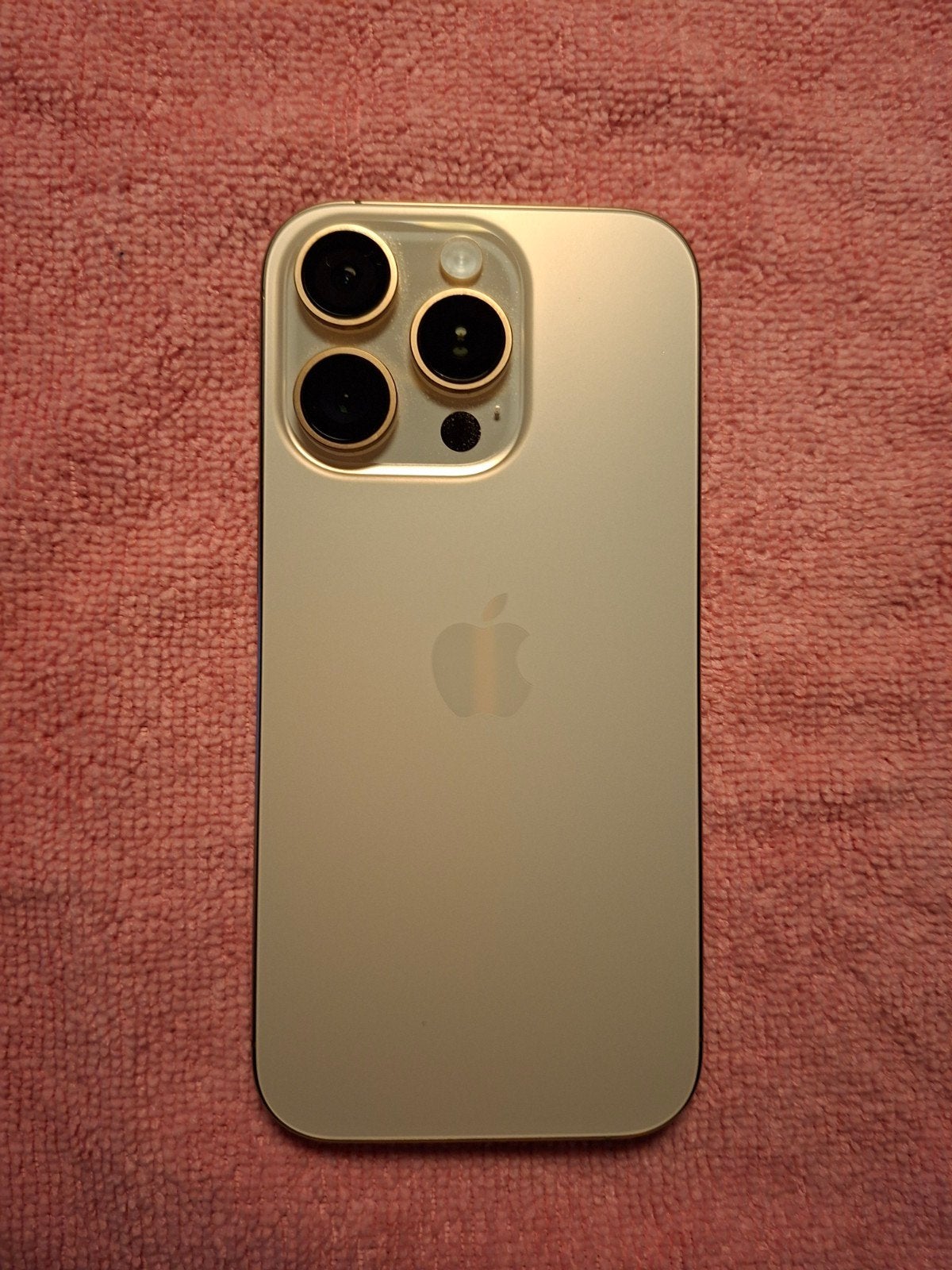 Apple iPhone 16 Pro, Telecommunicatie, 512 GB, Nieuw, Goud, Ophalen