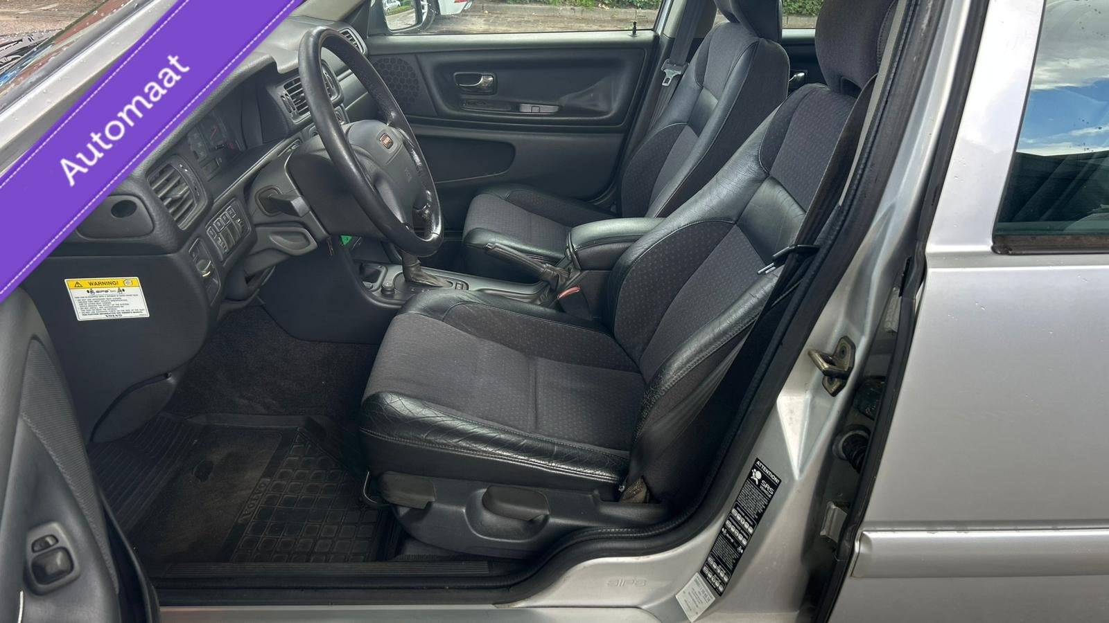 Volvo S70 2.5 Comfort-Line/1e Eig/Schuifdak/144PK/Weinig Km, Auto's, Volvo, Gebruikt, Leder en Stof, Bedrijf, S70