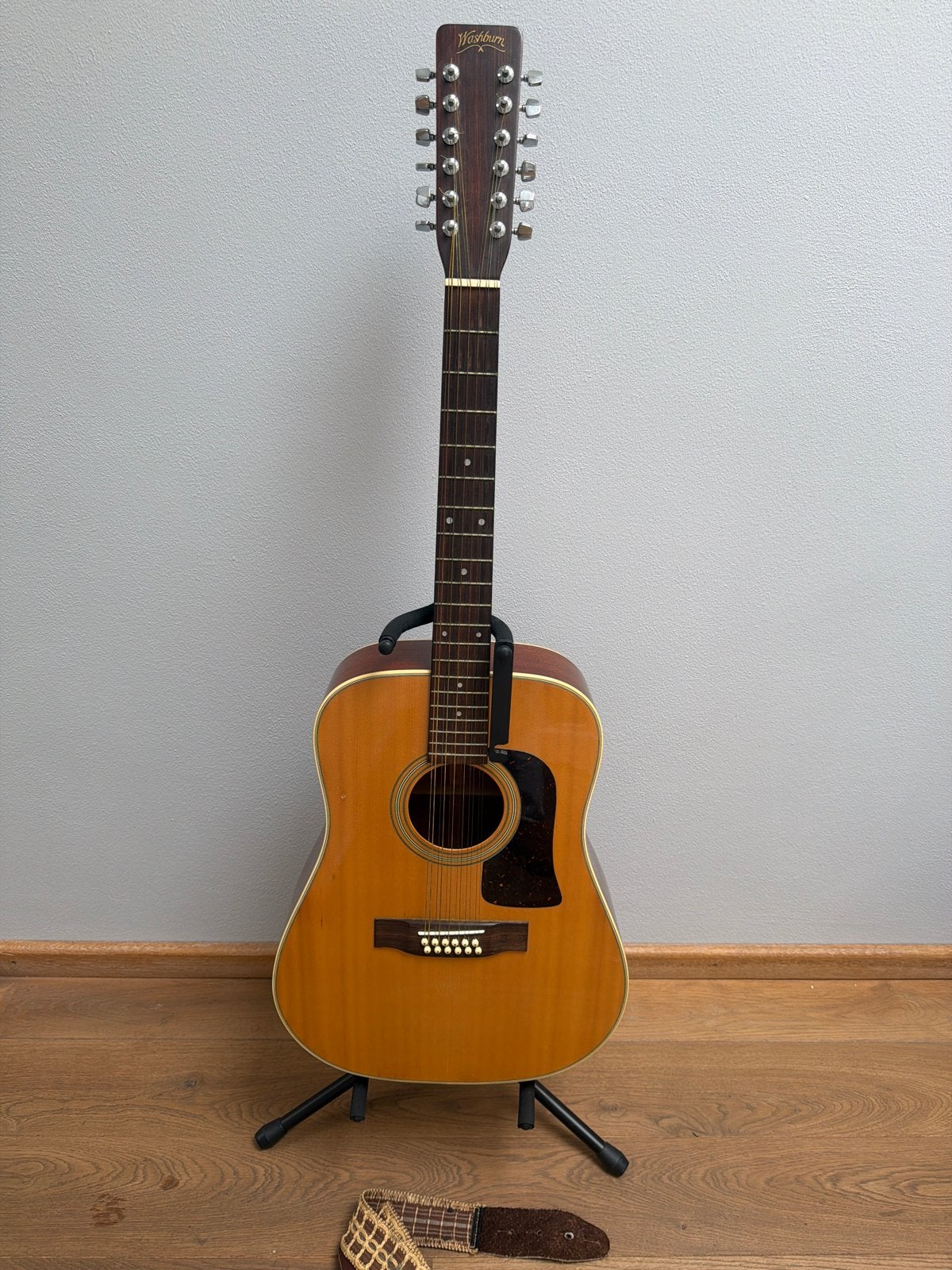 Washburn 12-snarige Westerngitaar met koffer, Ophalen, Gebruikt, Western- of Steelstringgitaar, 12-snarig