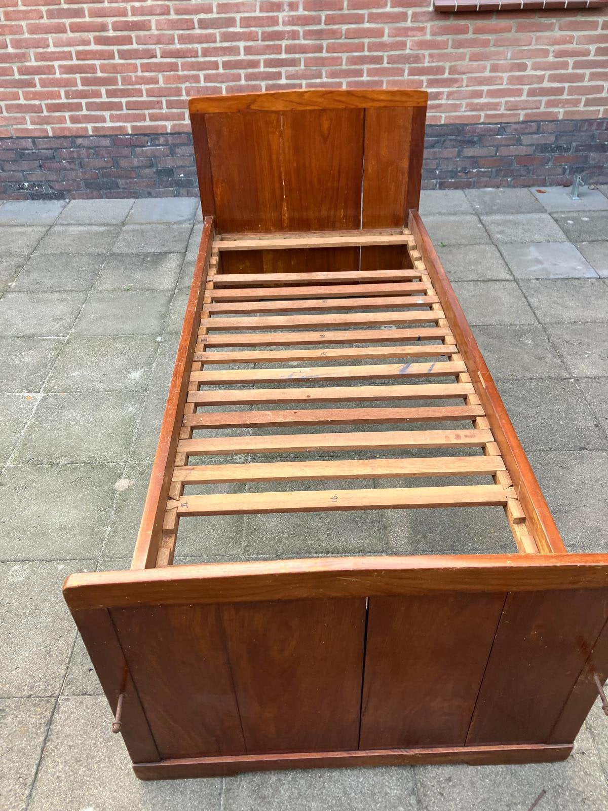 Antiek kersenhouten bed + latten 200x90cm, Ophalen