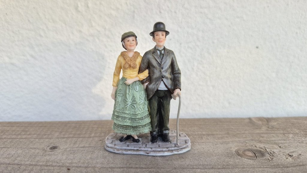 Luville Mr and Mrs Johnson going to church, Verzenden, Zo goed als nieuw