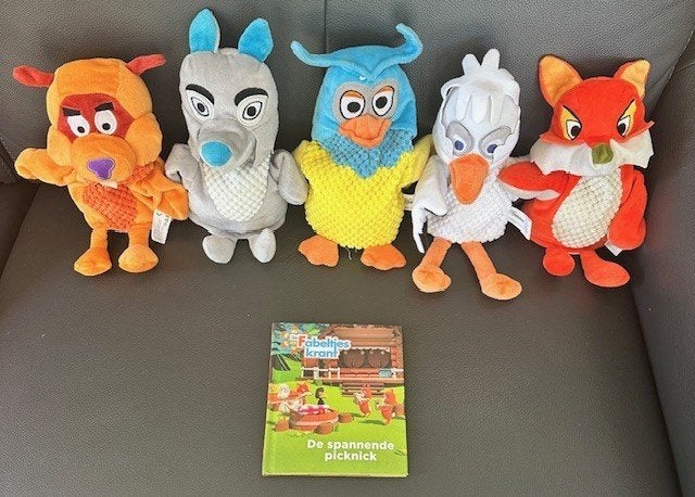 5 Handpoppen + leesboek van de Fabeltjeskrant (Sp291), Ophalen of Verzenden, Zo goed als nieuw, Overige typen