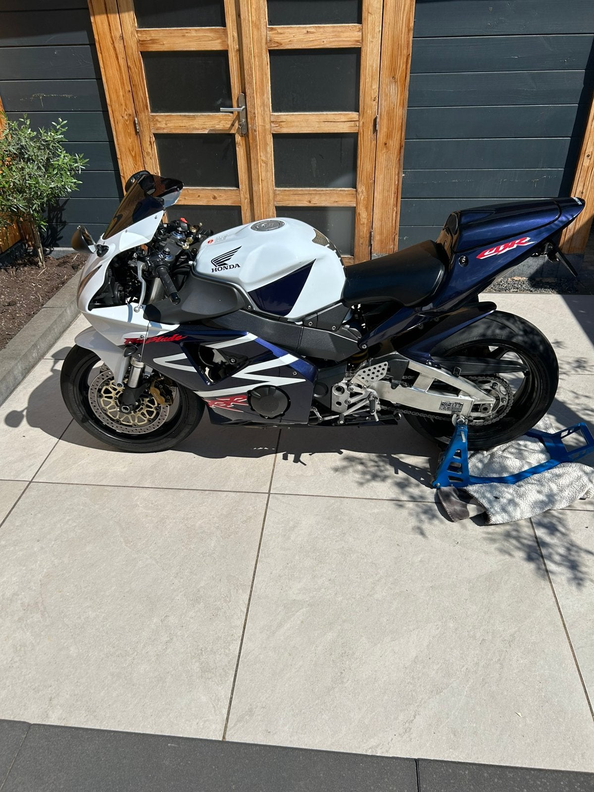 Honda fireblade 954rr, Bedrijf, Super Sport