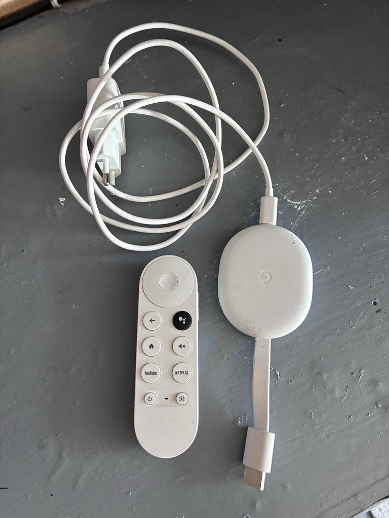 Google Chromecast met afstandsbediening, Ophalen of Verzenden, Gebruikt, HDMI
