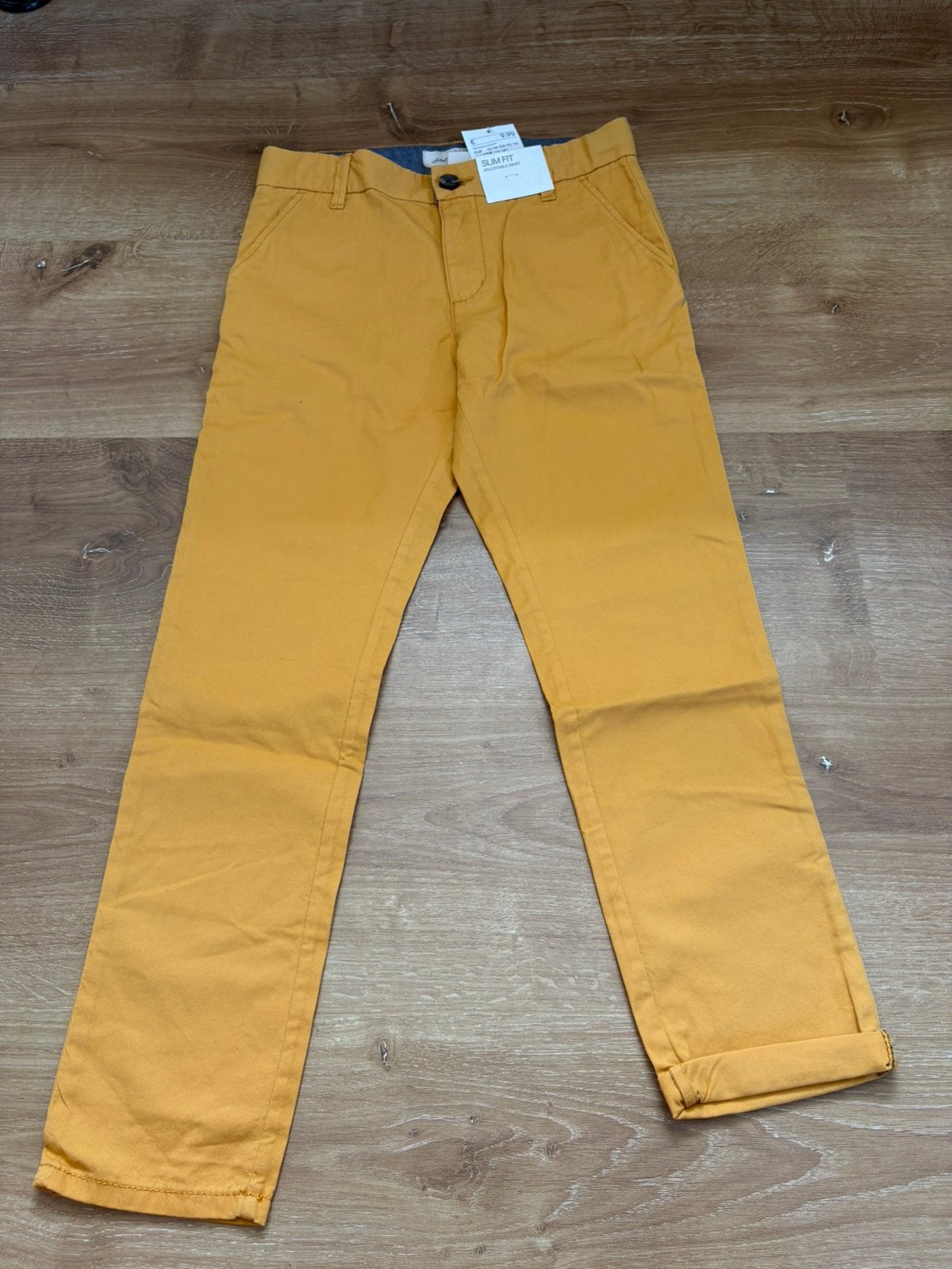Nieuwe broek oker geel maat 122, Kinderen en Baby's, Kinderkleding | Maat 122, Ophalen of Verzenden, Nieuw, Broek