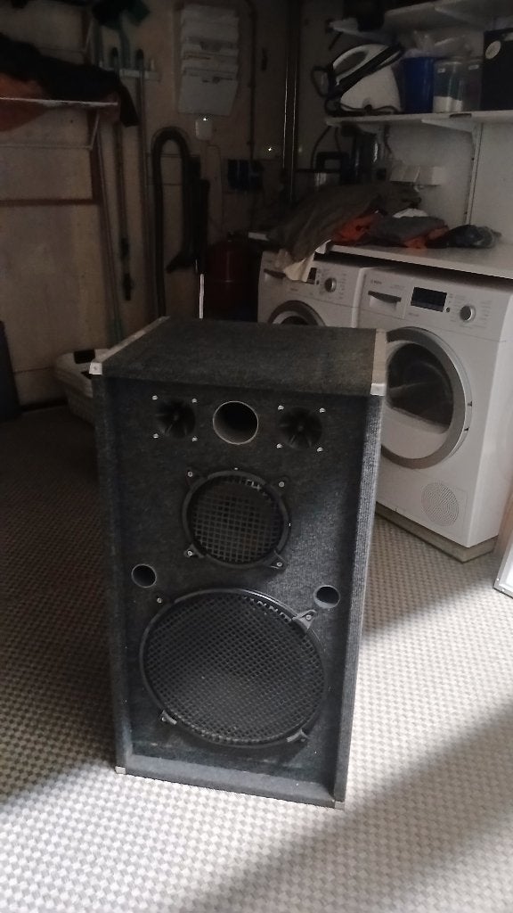 Twee discoboxen grote luidsprekerboxen, Vloerstaande luidspreker, Gebruikt, Basreflex, Ophalen
