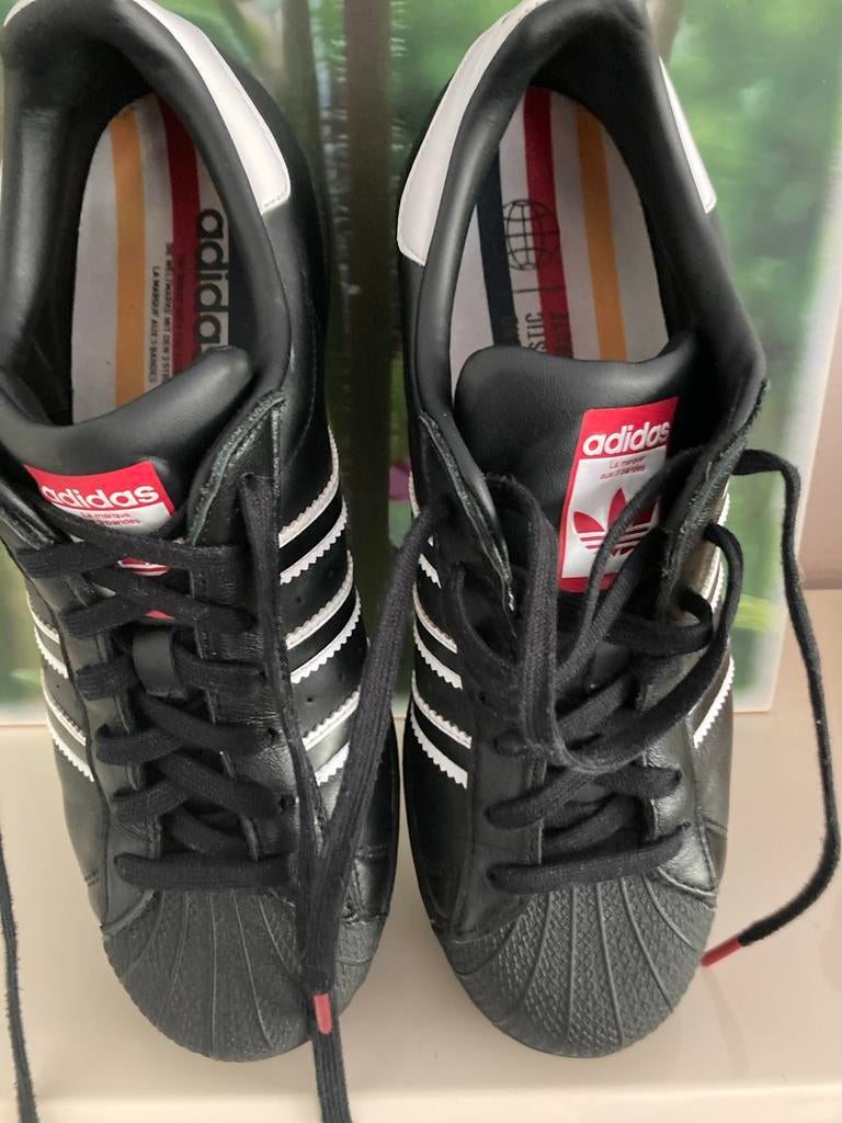 Adidas Superstar sneakers zwart -  nieuw, Kleding | Dames, Schoenen, Zwart, Nieuw, Ophalen of Verzenden, Sneakers of Gympen