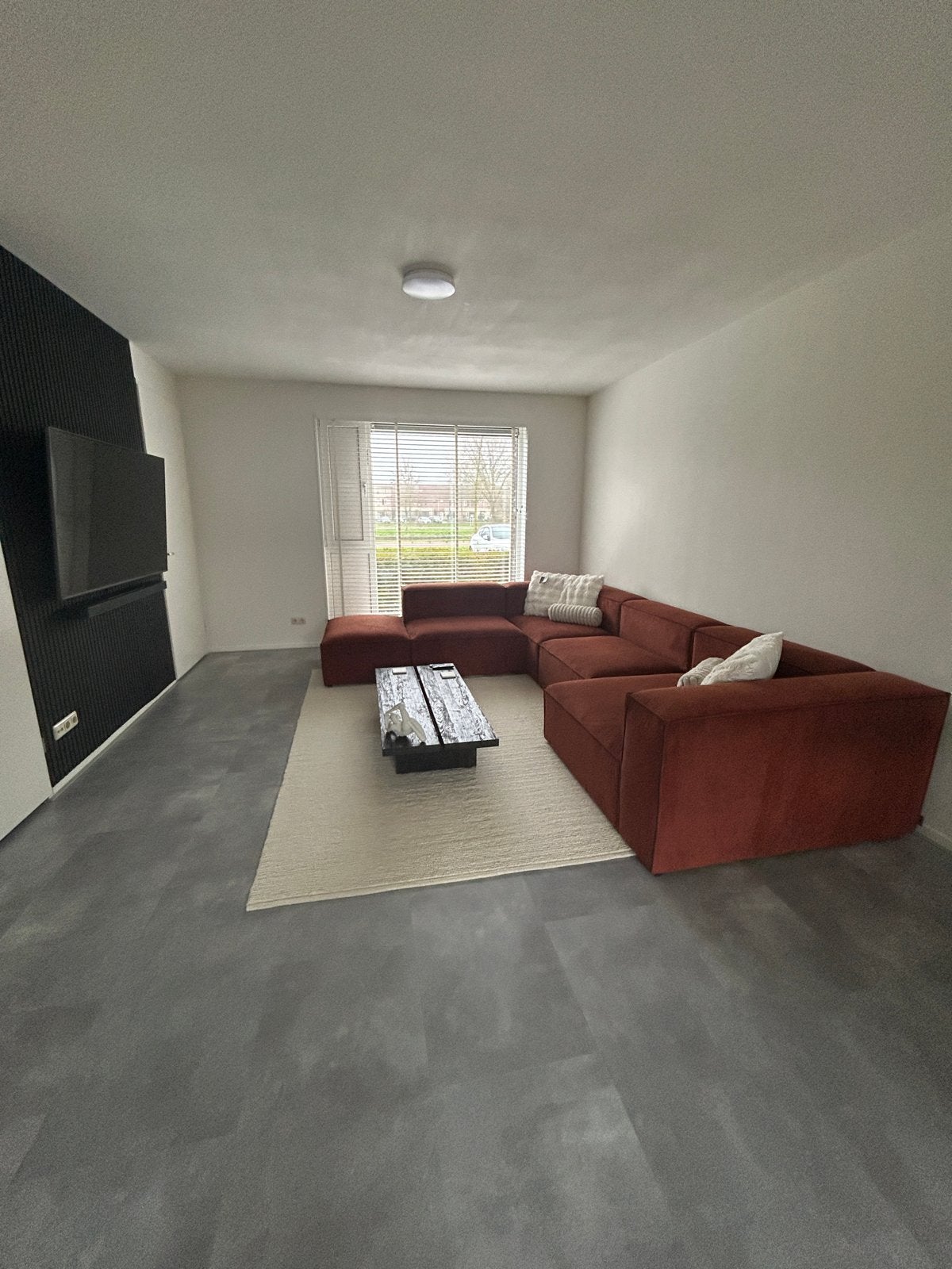 Zo goed als nieuw wollen vloerkleed 200x300 met vlek, Huis en Inrichting, Stoffering | Tapijten en Kleden, Ophalen, Beige, Zo goed als nieuw