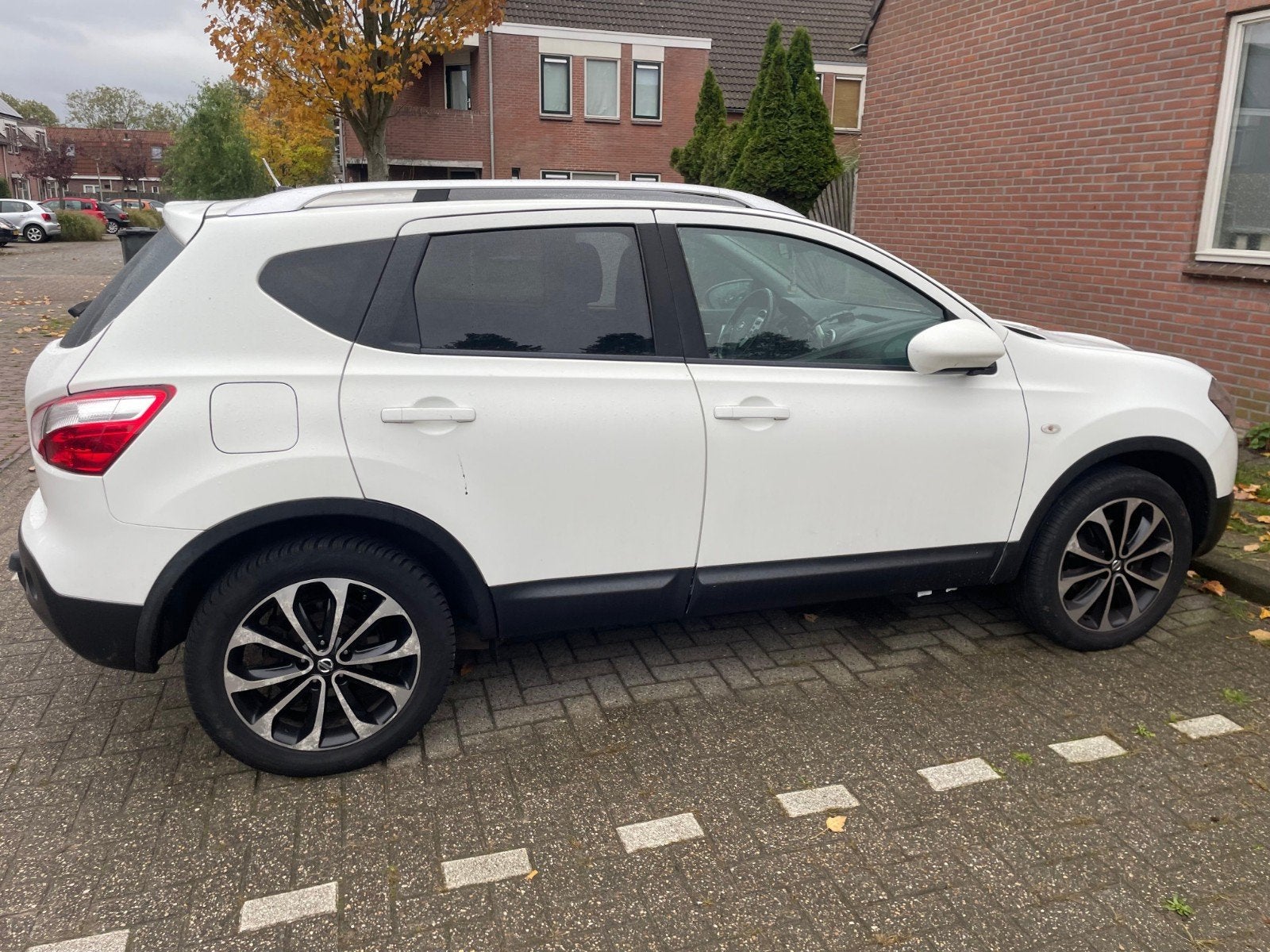 Nissan Qashqai 1.6 2WD 2013 Wit, Voorwielaandrijving, 662 kg, 1225 kg, 4 cilinders