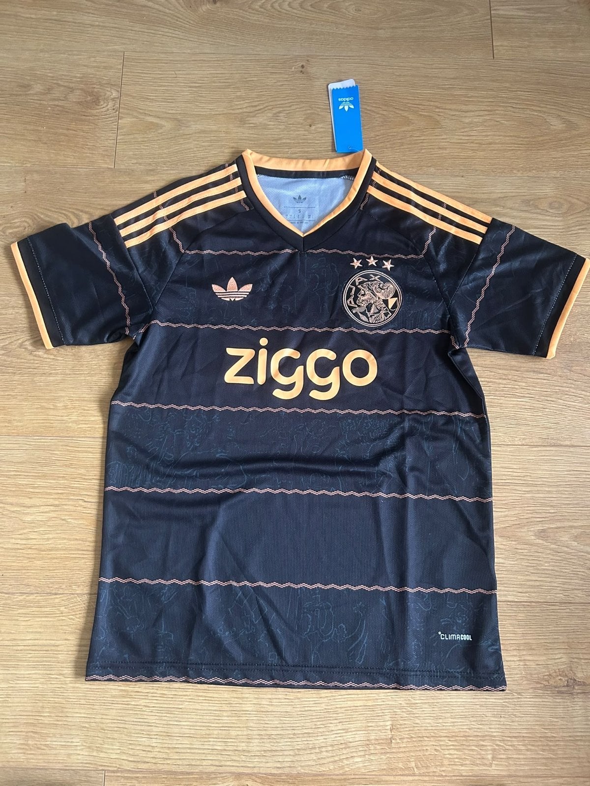 Ajax uitshirt 2023/2024 - Maat S - Nieuw met kaartjes, Maat S, Ophalen of Verzenden, Nieuw, Shirt
