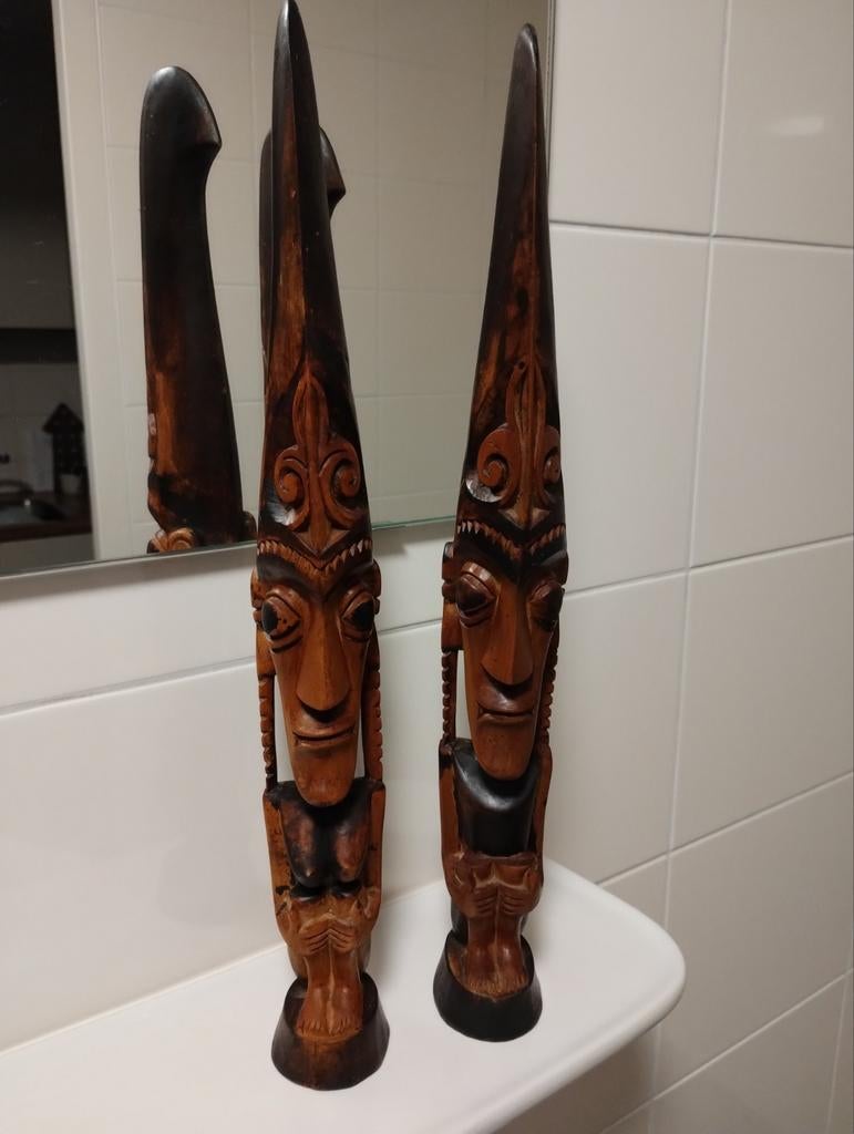 Paar oude handgesneden beelden Batak Toba Samosir Sumatra, Ophalen of Verzenden