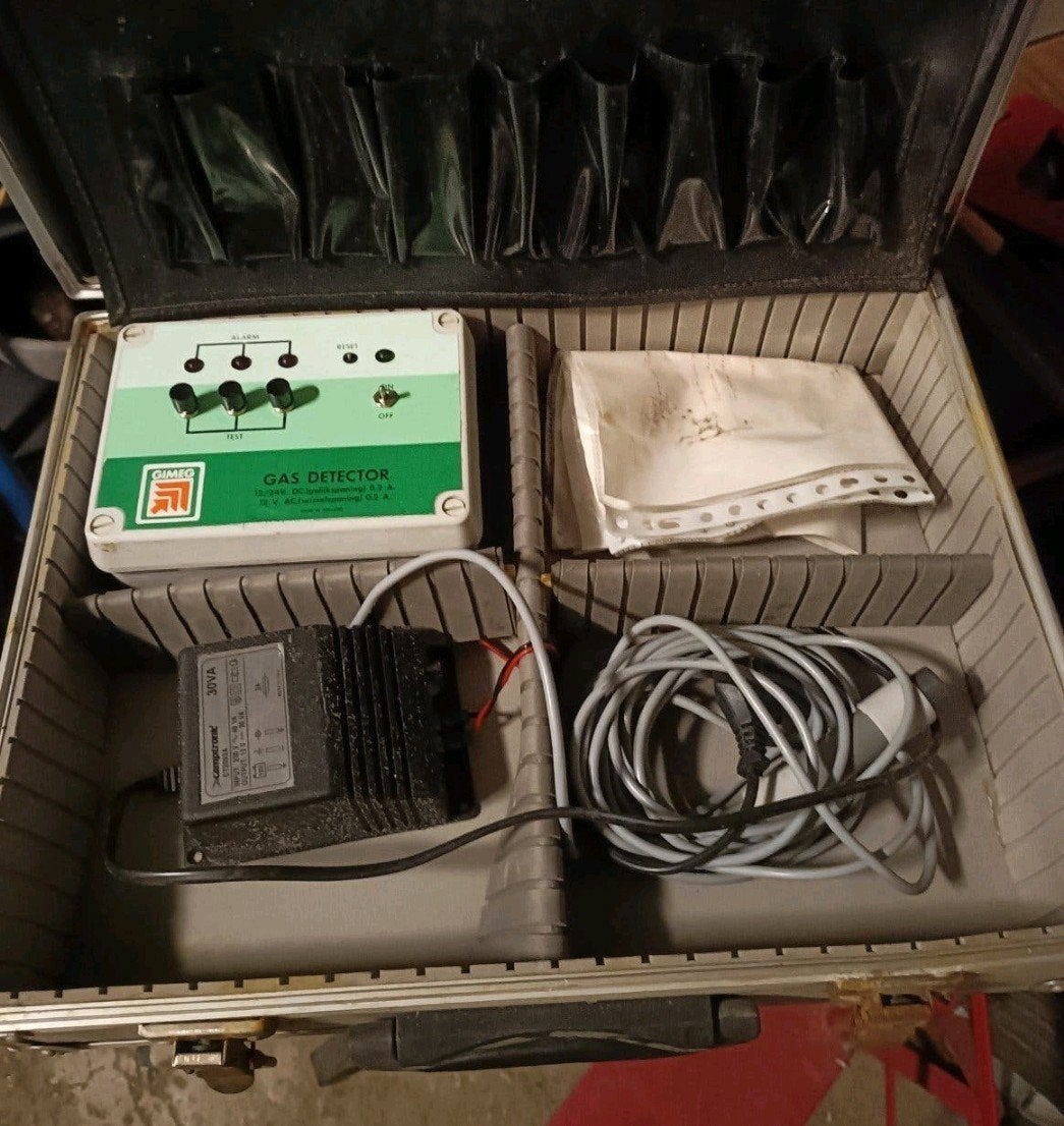 Gas detector, Ophalen