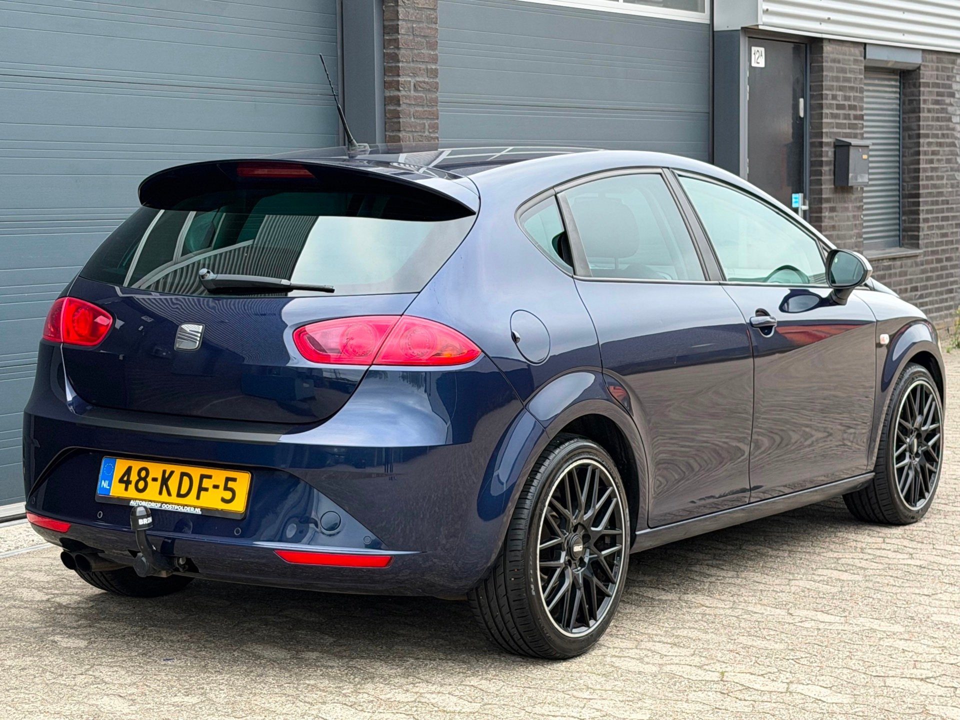 Seat Leon 1.8 TFSI Businessline High LEER NAVI XENON PDC CLI, Auto's, Voorwielaandrijving, Euro 5, 15 km/l, Gebruikt