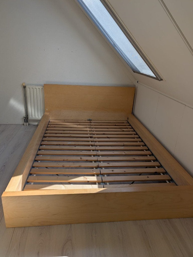 Bed Twee persoons, Huis en Inrichting, Ophalen, Strak, Gebruikt, Beige