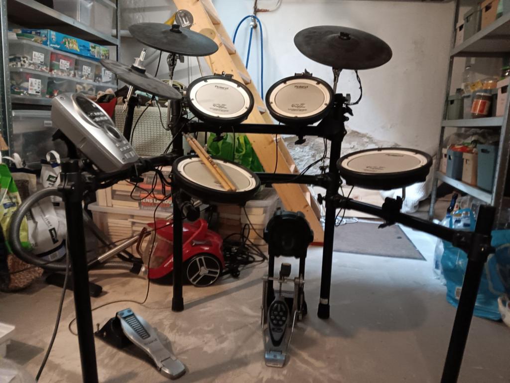 Roland V-Drums TD-11KV Elektrisch Drumstel met Monitor, Ophalen, Zo goed als nieuw, Roland, Elektronisch