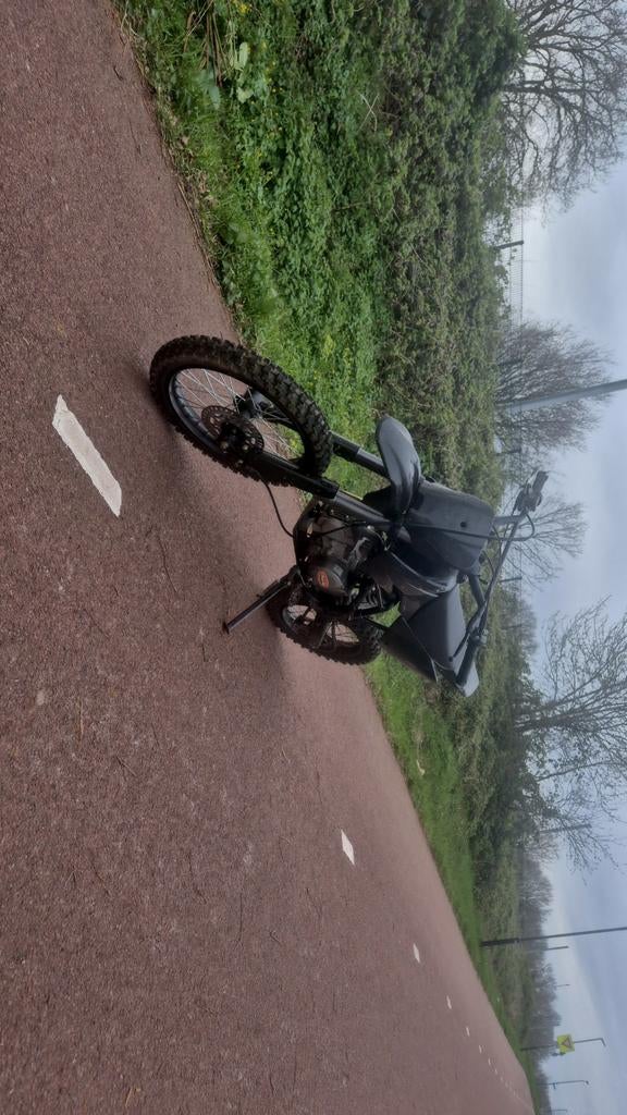 125 cc 4 takt dirtbike, Fietsen en Brommers, Minibikes, Midibikes en Pitbikes, Ophalen, Gebruikt, NOnbekend, 125 cc