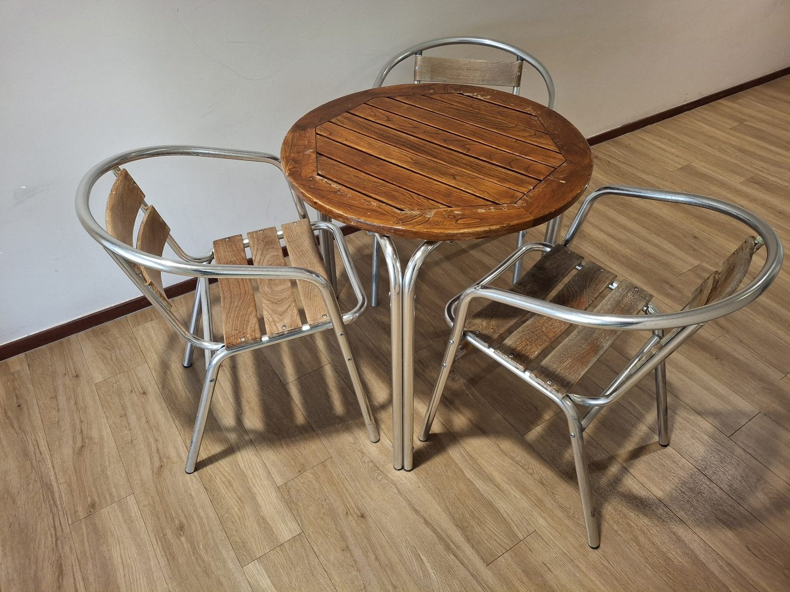 Terras tafels en stoelen horeca hout /aluminium stapelbaar, Ophalen, Gebruikt, Meer dan 8 zitplaatsen, Tuinset