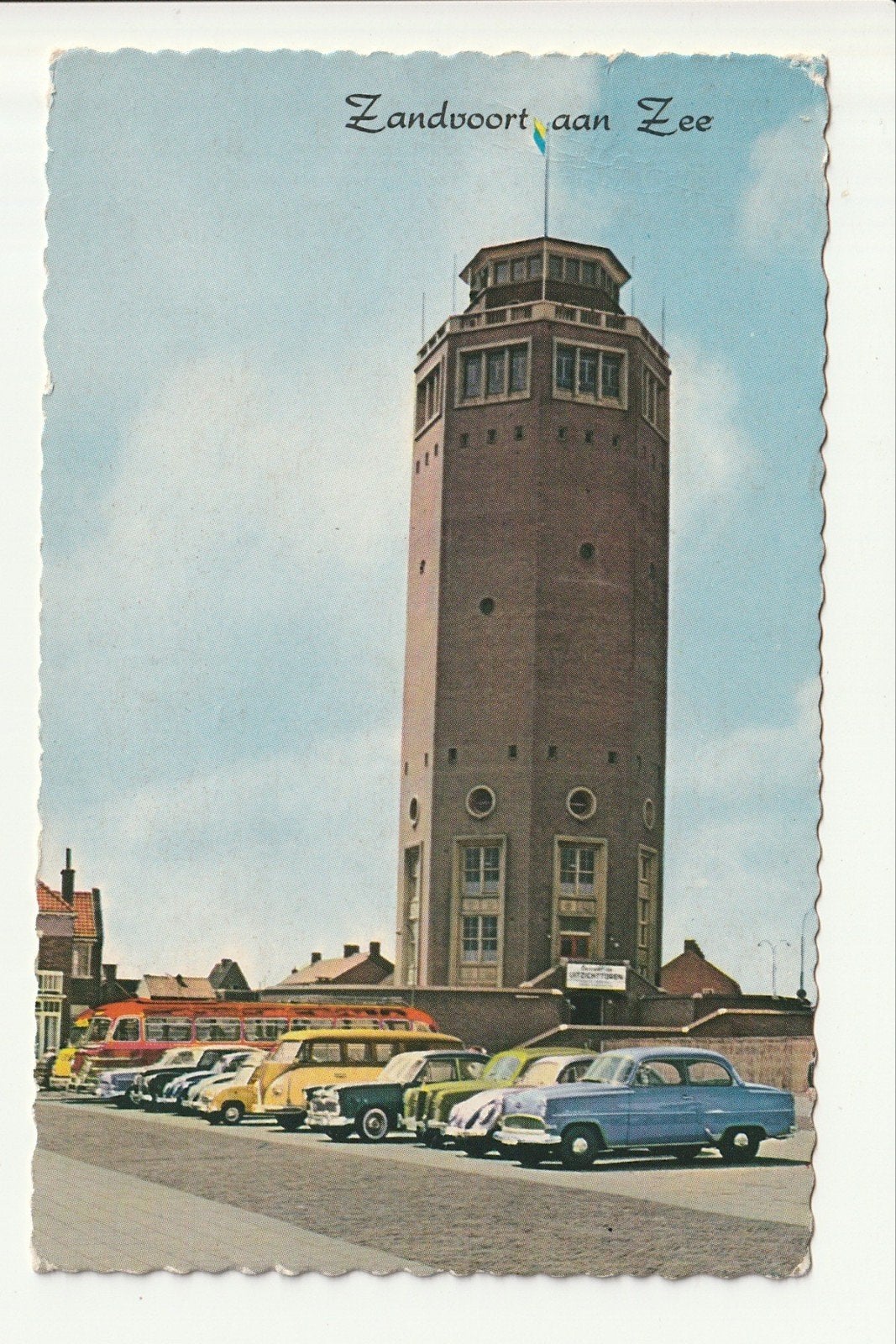ZANDVOORT AAN ZEE ACHTKANTE UITZICHTTOREN AUTOs REIS- VW BUS, Ophalen of Verzenden, 1960 tot 1980, Gelopen, Noord-Holland