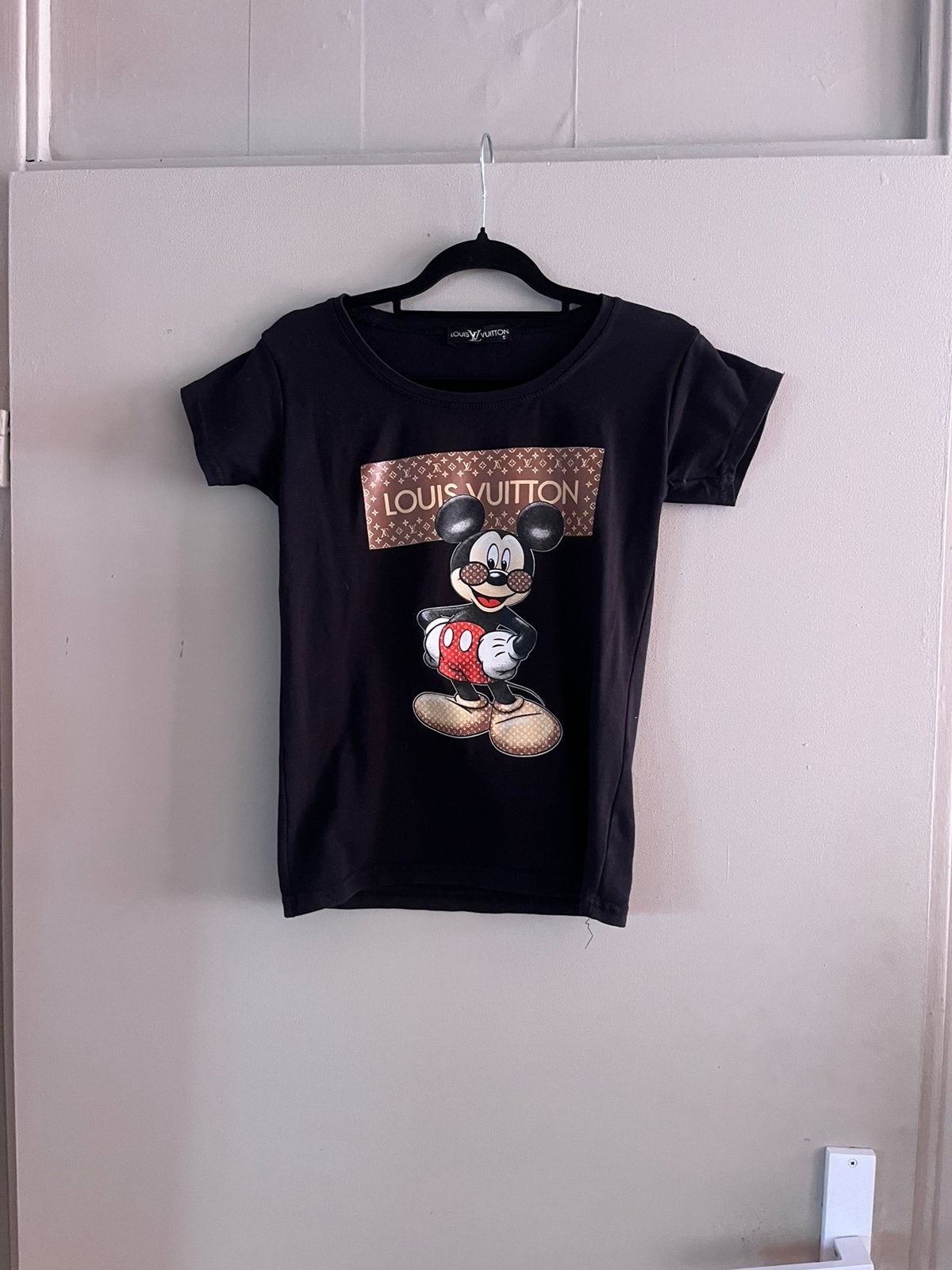 T-shirt met mickey mouse S, Ophalen of Verzenden, Zo goed als nieuw, Korte mouw