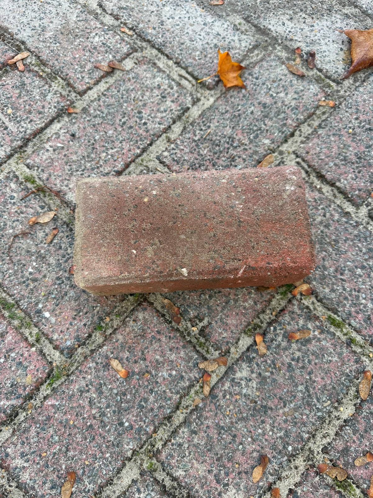 Gratis Ca. 65 m2 rode klinkers, Tuin en Terras, Ophalen, Zo goed als nieuw, Beton, Klinkers
