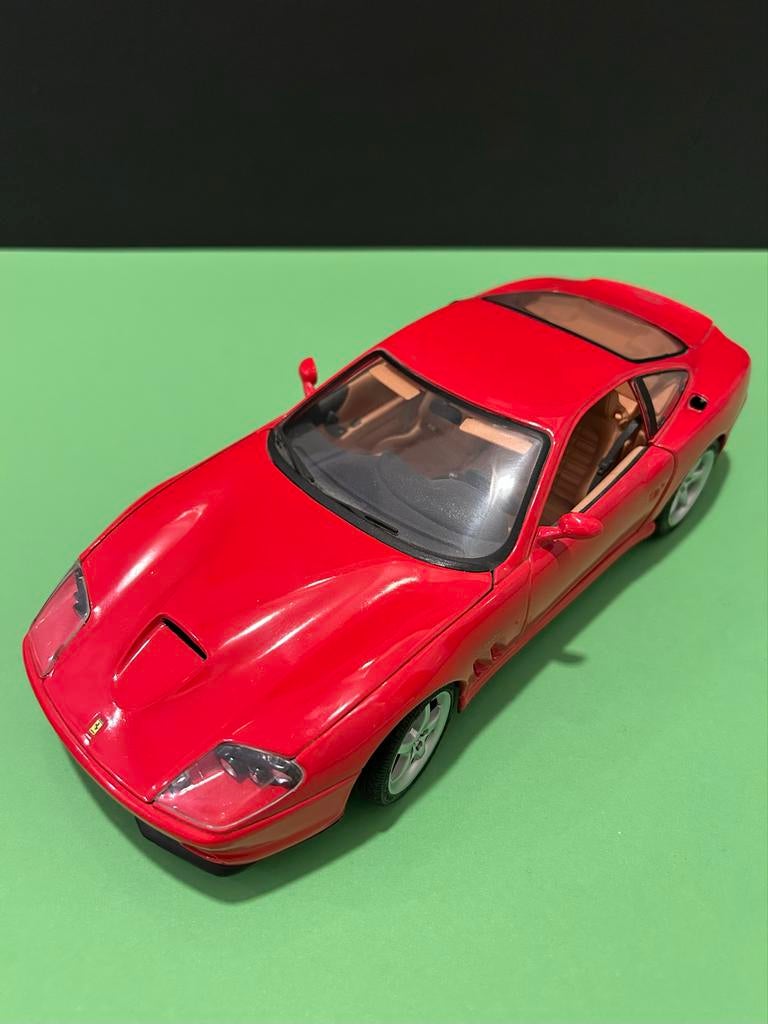 (#26) modelauto 1:18 Rode Ferrari 550 Maranello uit 1996, Ophalen of Verzenden, Gebruikt, Auto, Maisto