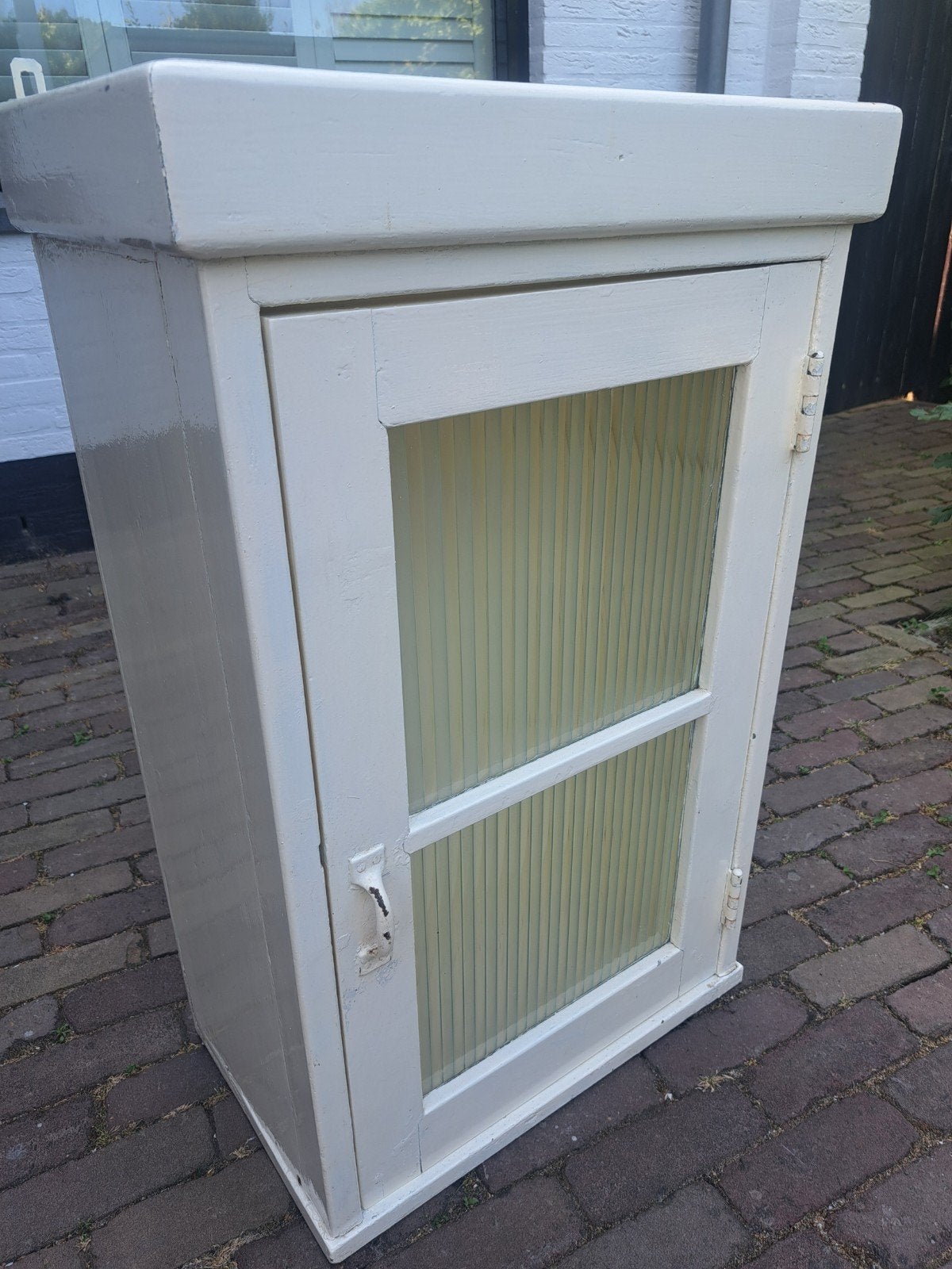 Mooi kastje, Ophalen, 50 tot 100 cm, Glas, Minder dan 100 cm