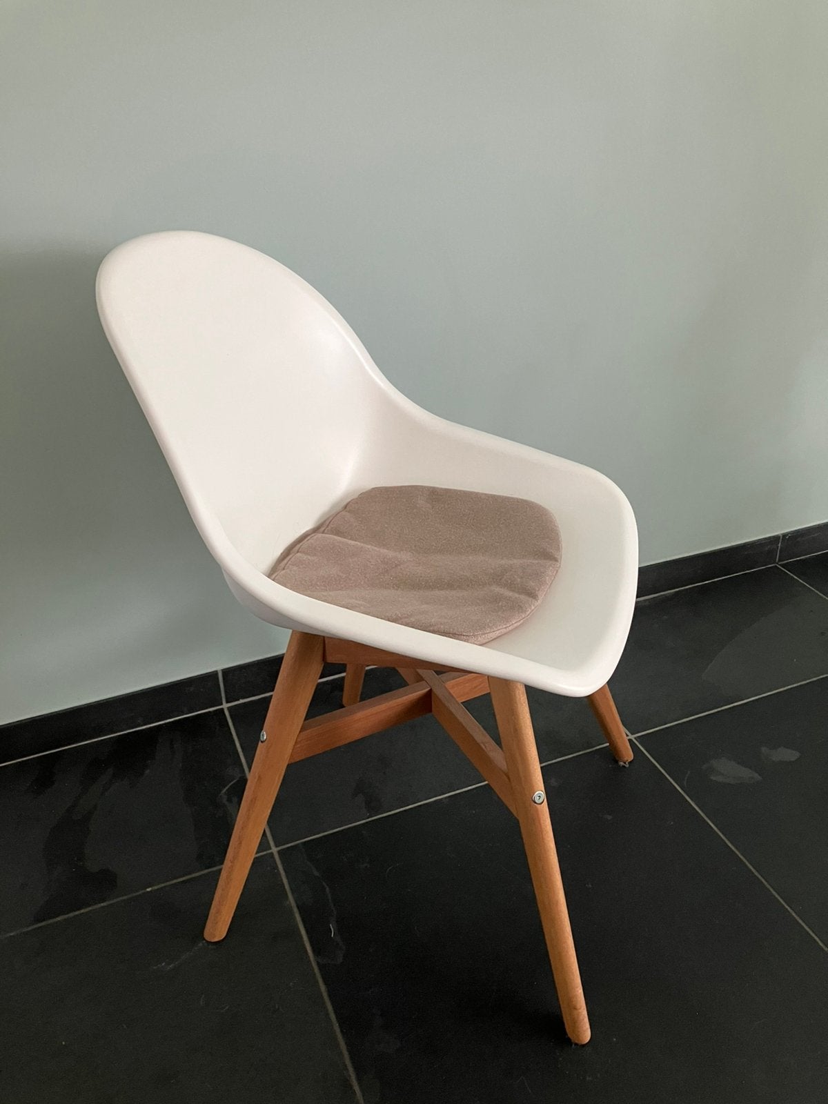 8x IKEA eettafelstoel, Huis en Inrichting, Ophalen, Wit, Zo goed als nieuw, Vijf, Zes of meer stoelen